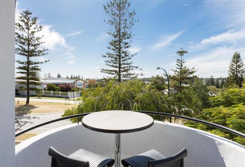 Cottesloe Beach Deluxe Apartment   Executive Escapes