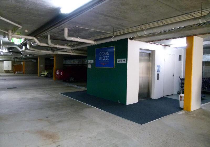 פונדק Madison Ocean Breeze Apartments