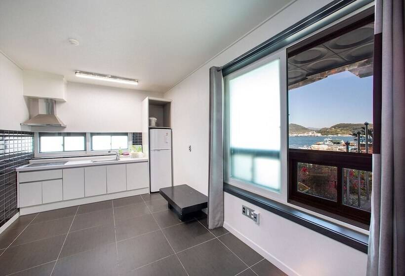 בית מלון כפרי Carib Condo