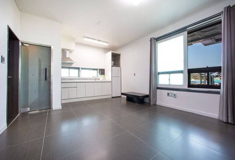 בית מלון כפרי Carib Condo