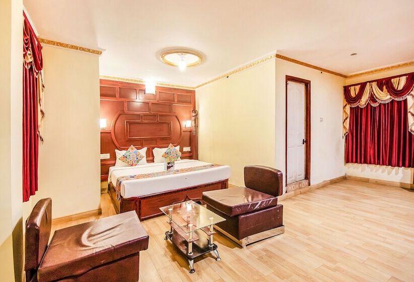 Fabhotel Roshan Residency   Nr Kurinji Andavar Temple