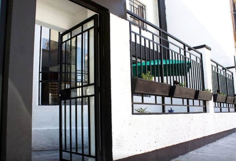 فندق Hostal Casa Viajero   Hostel