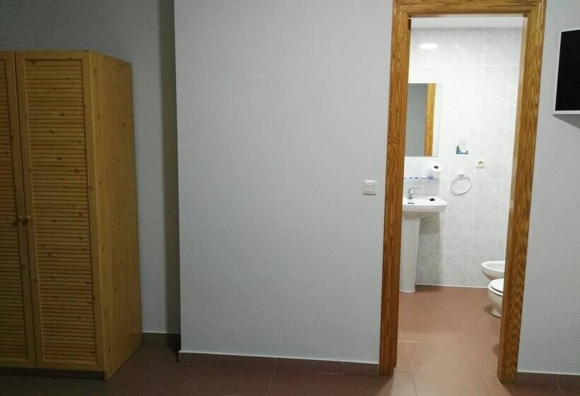 هتل Hostal Nilo