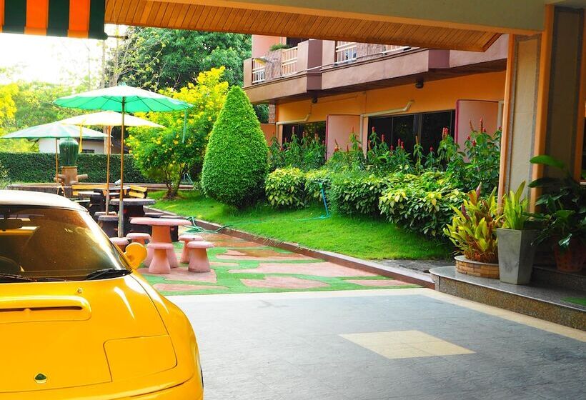 هتل Poolvilla Chiangmai