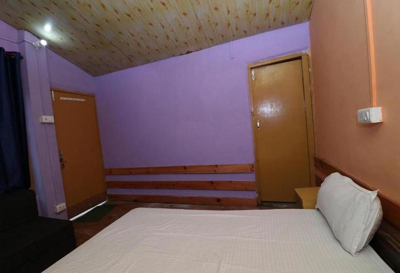 منتجع Brick And Wood Cottages