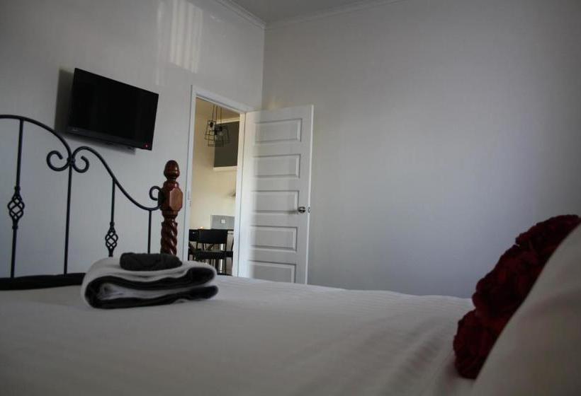 Apartment 5ive