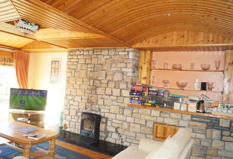 مبيت وإفطار Ardrinane House