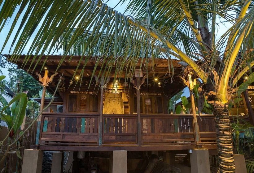 민박 Ubud Suites