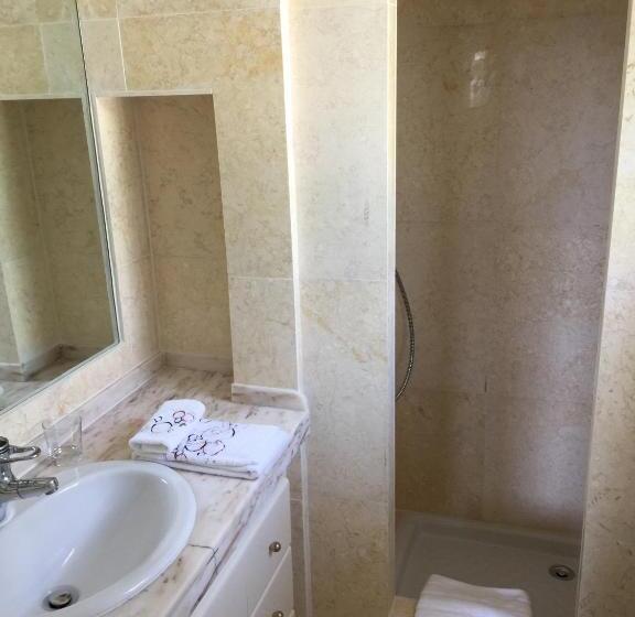 مسافرخانه La Bergerie B&b