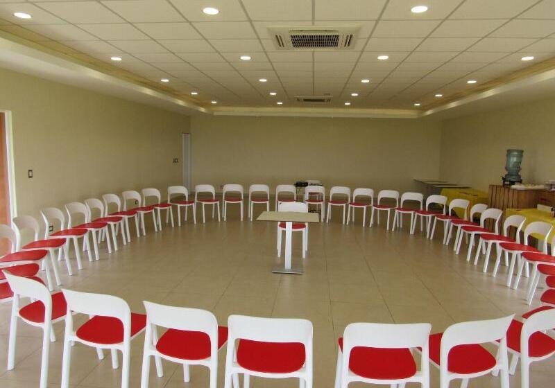 هتل Atami Escape Resort