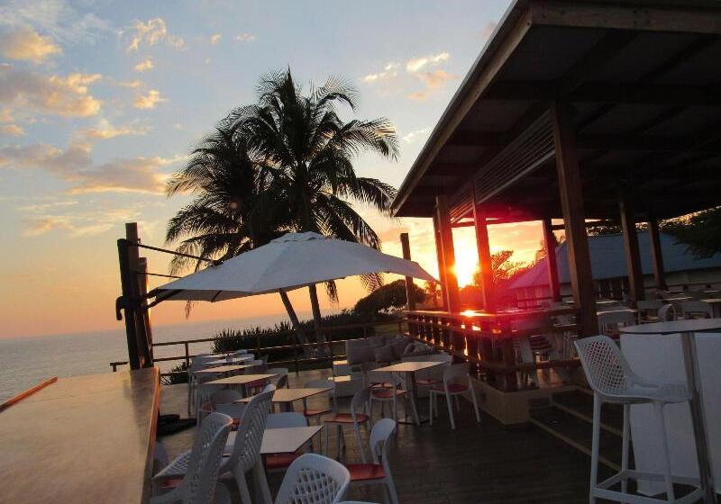 هتل Atami Escape Resort