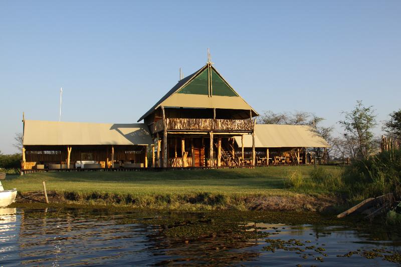 Hotel Chobe River Camp