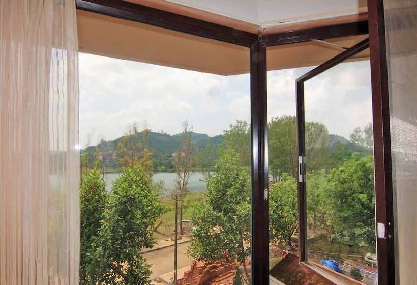 Отель Patang Residency