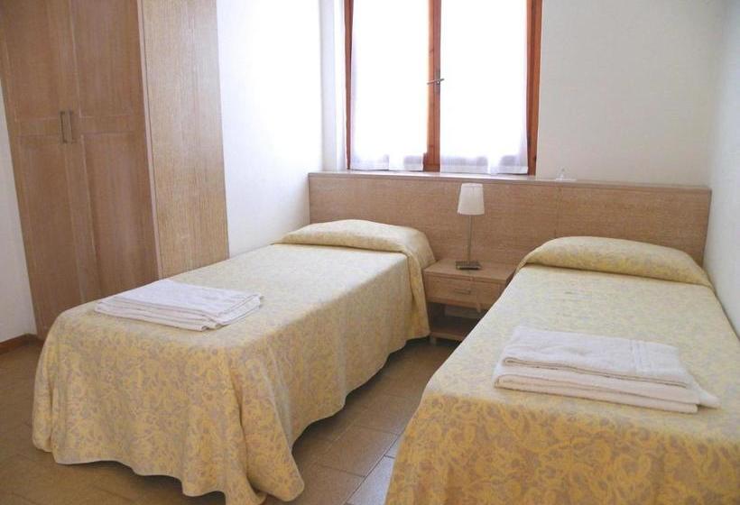 هتل Residence Eucalipti