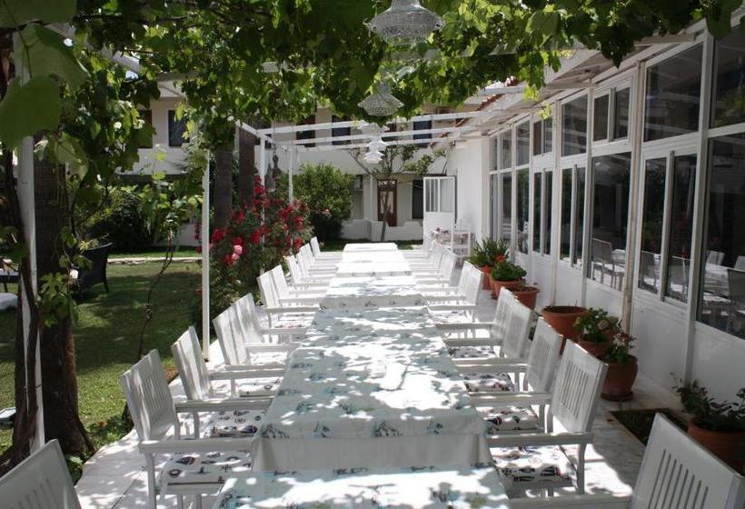 Palmiye Hotel & Marina