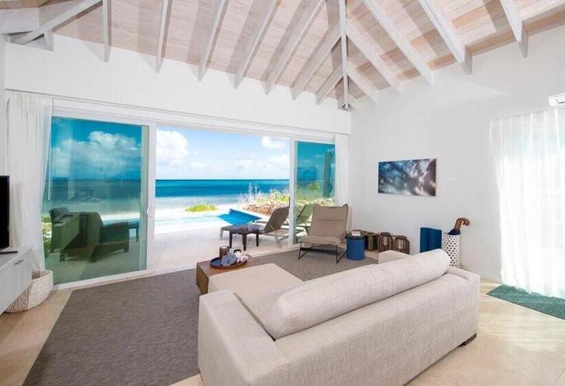 استراحتگاه Sailrock South Caicos   Island Hop Flight Included