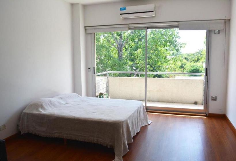 ホテル Departamento Alassio