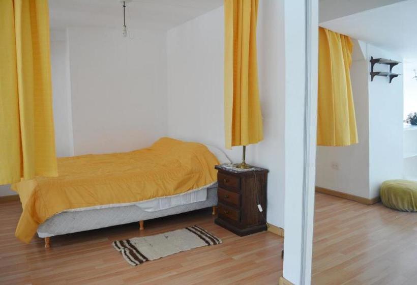 ホテル Departamento Alassio