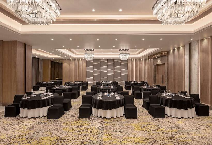 فندق Radisson Mumbai Andheri Midc