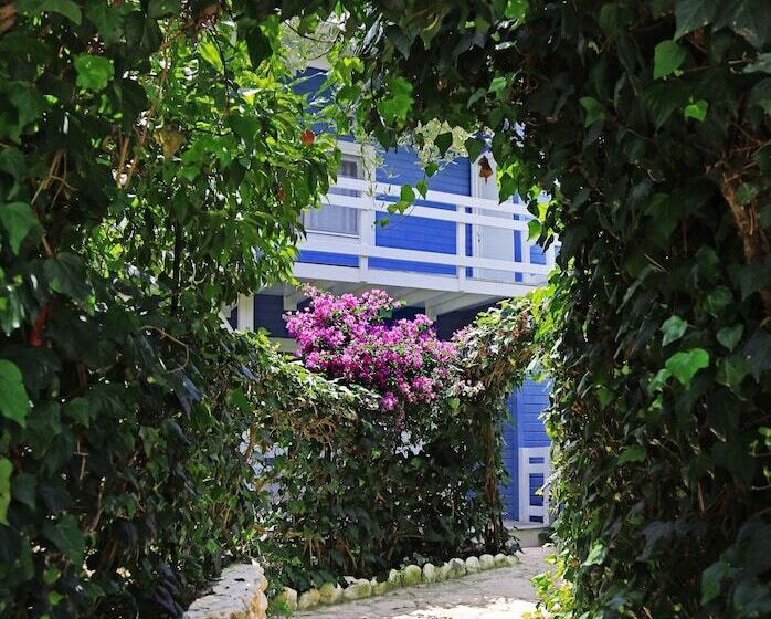 Drymades Resort