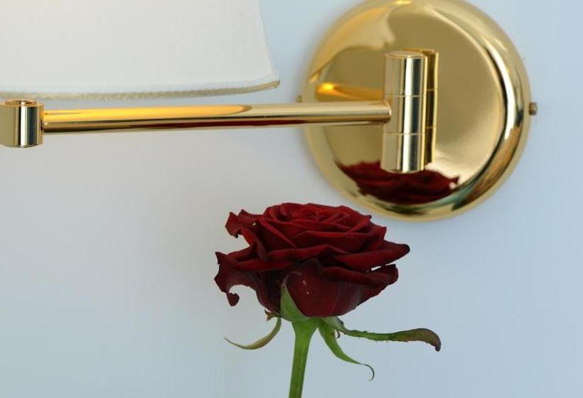 Fotos del hotel Villa Maria Luigia:  17