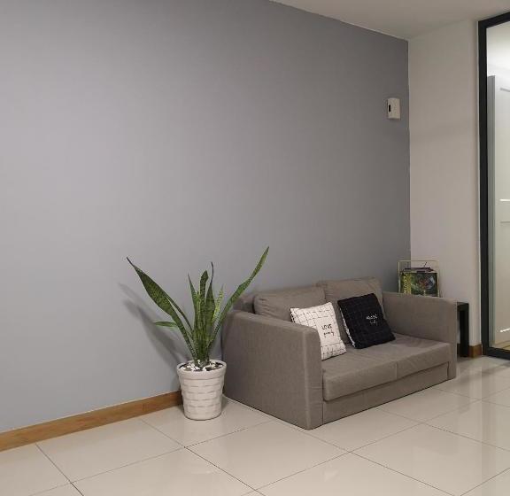 Fotos del hotel Kl Gateway Residence:  10