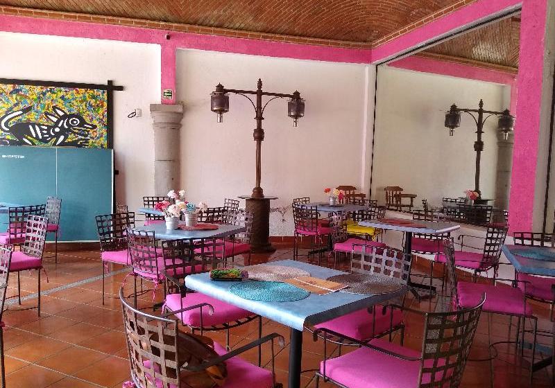 Fotos del hotel La Morada Del Xolo By Oyo Rooms:  5