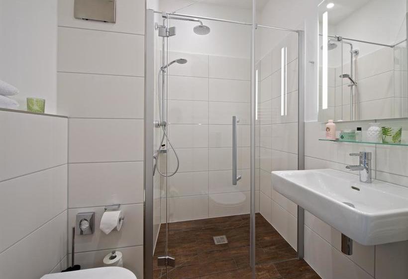 Fotos del hotel Frederics Berlin City Hackescher Markt:  11