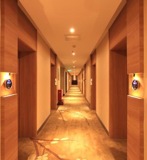 Fotos del hotel Capital Airport International Hotel:  3