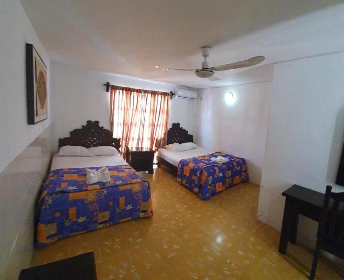 Fotos del hotel Colonial San Carlos:  11