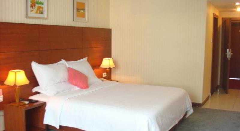 Fotos del hotel Guangzhou Phoenix Suite:  5