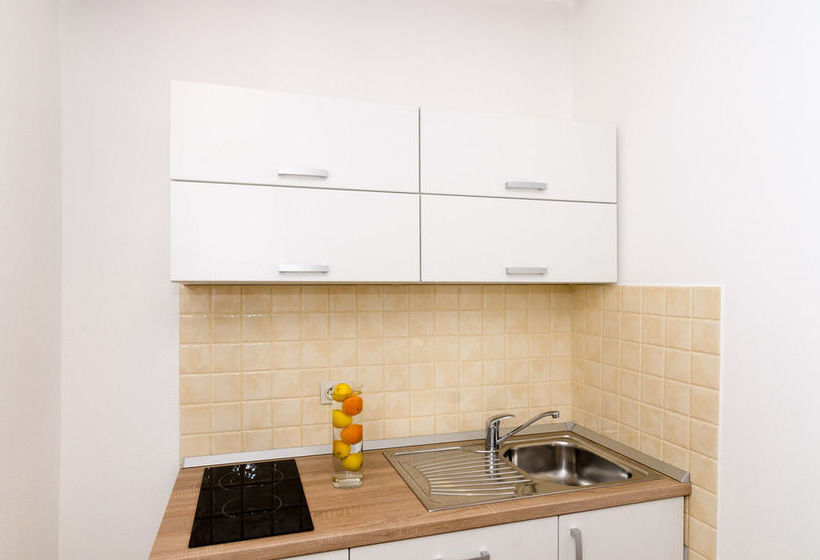 Fotos del hotel Apartments Raic:  2