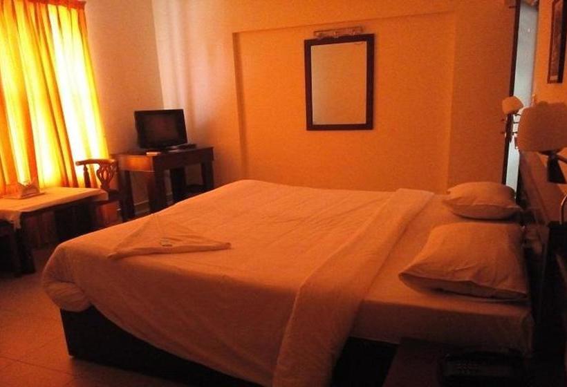 Fotos del hotel Green Land Residency:  5