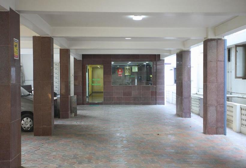 Fotos del hotel Oyo 10465 Koyambedu Chennai:  9