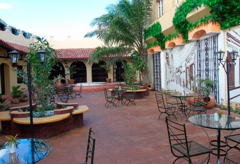 Fotos del hotel E Colonial:  2