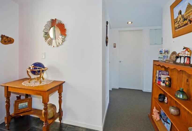 Fotos del hotel Waterfront Apartments Nelson:  2