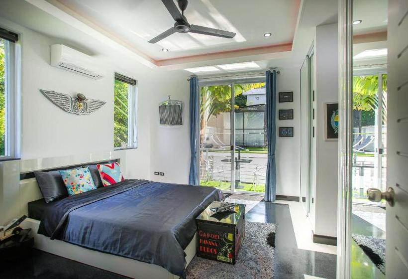 Fotos del hotel Greg's Residence:  6