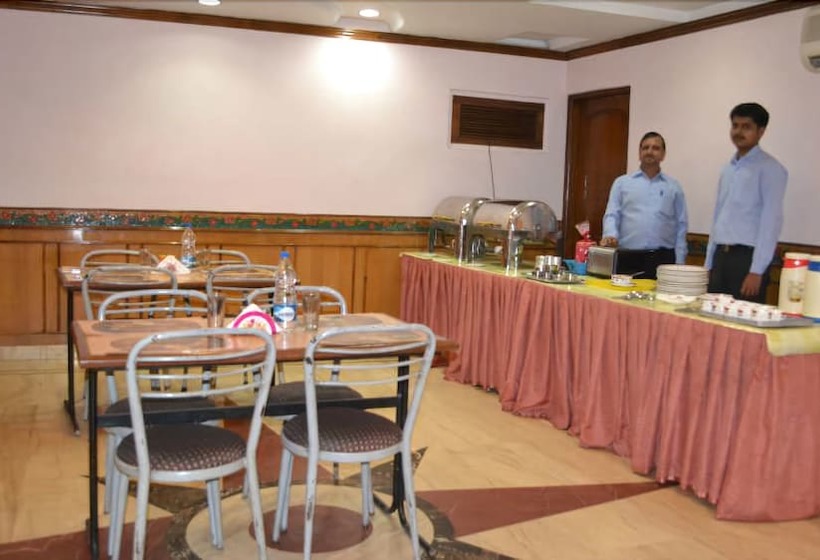 Fotos del hotel Atithi Palace:  14