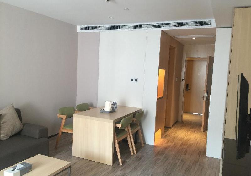 Fotos del hotel Rongju:  9