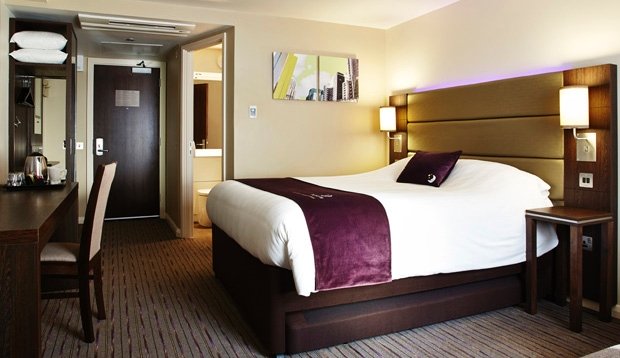 Fotos del hotel Premier Inn Glasgow Bearsden:  2