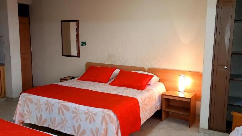 Fotos del hotel Estadio 63 C:  6