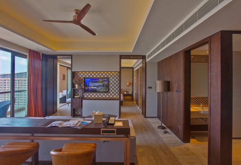 Fotos del hotel Mangrove Tree Resort World Sanya Bay- Queen Palm Towers:  12