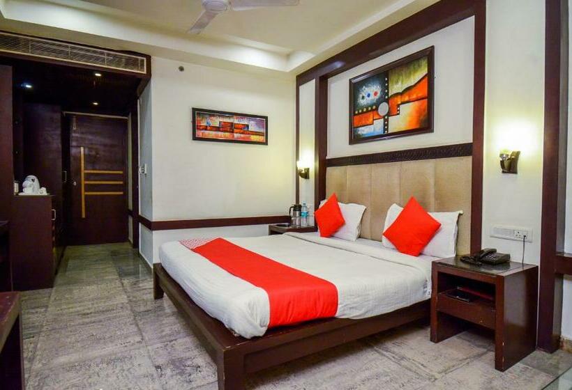 Fotos del hotel Oyo 19628  Amba International:  15