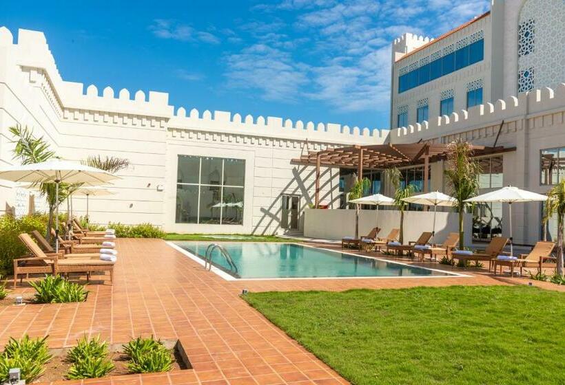 Fotos del hotel Golden Tulip Zanzibar Airport:  2