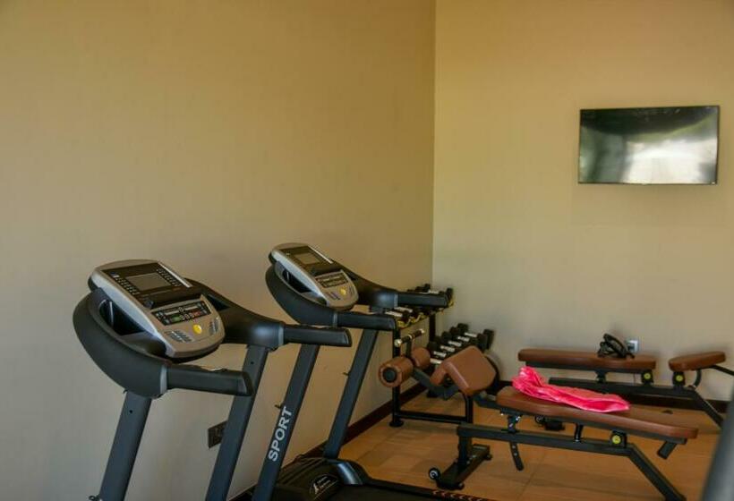 Fotos del hotel Golden Tulip Zanzibar Airport:  12