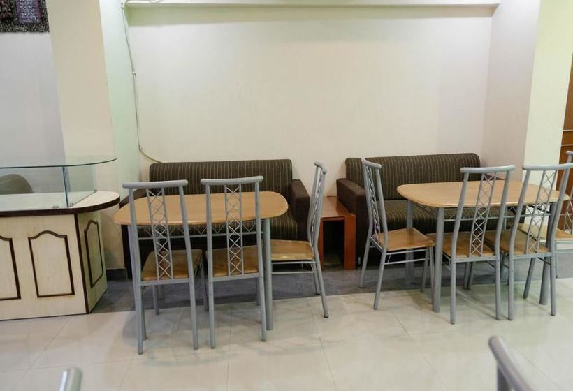 Fotos del hotel Oyo Rooms Malviya Nagar Wtp Extension:  11