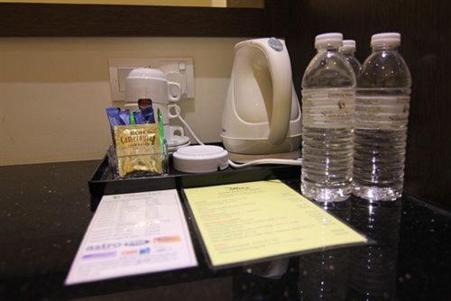 Fotos del hotel The V:  18