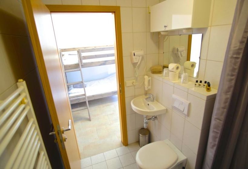 Fotos del hotel Bergas Guesthouse:  9