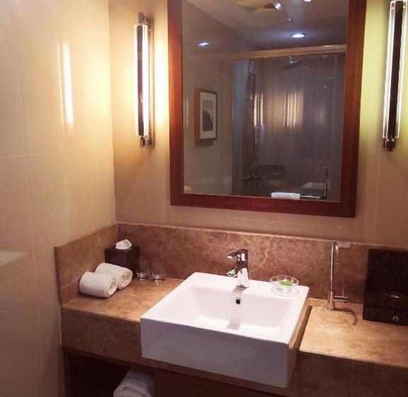 Fotos del hotel Yitel:  8