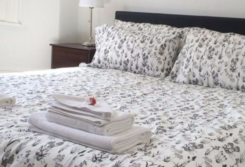 Fotos del hotel Kensington Apartments:  12